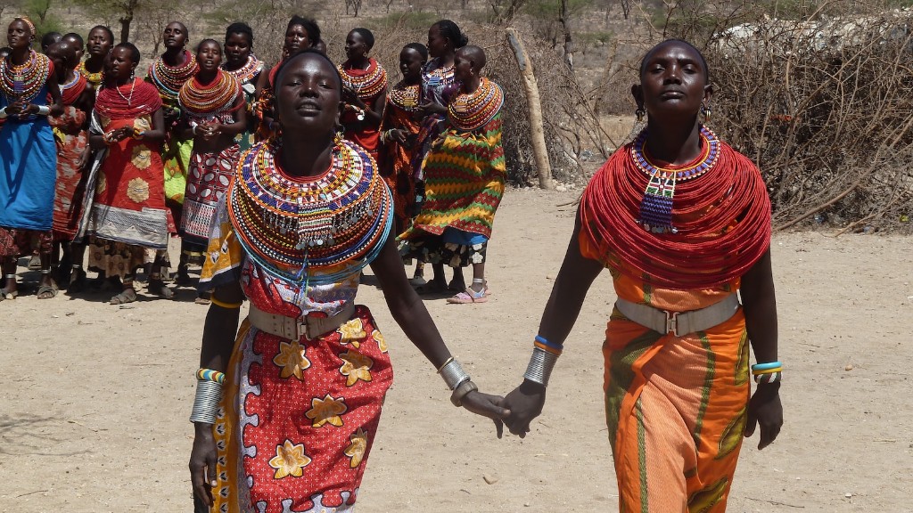 Puak Afrika Mana Yang Tidak Memakai Sebarang Pakaian